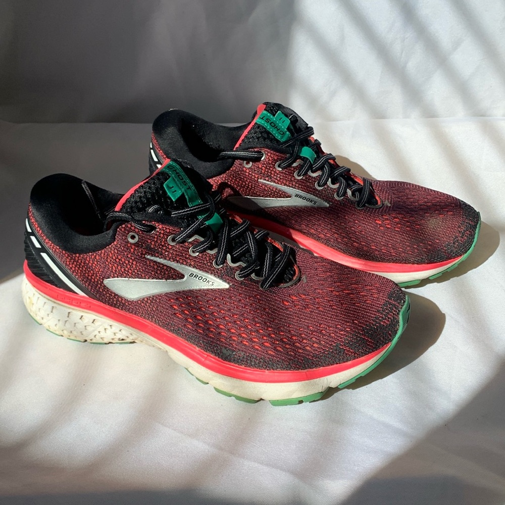 Brooks Ghost 11 Women's Size 10 D Wide Running Shoes Black Pink Aqua